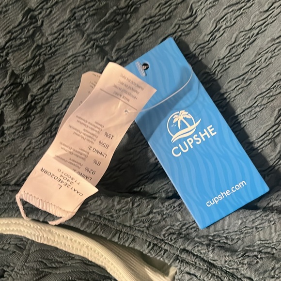 Cupshe one piece green bathing suit size large NWT - Picture 5 of 7